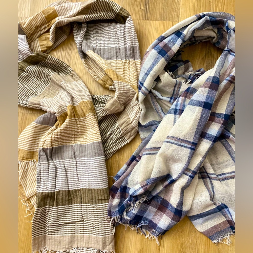 ❤️❤️2for1 Old Navy Plaid Country Boho Extra Long Wide Fashionable Scarfs